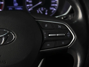 Внедорожник Hyundai Santa Fe 2019 года, 2790000 рублей, Омск