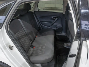 Седан Volkswagen Polo 2016 года, 1050000 рублей, Краснодар