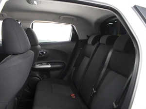 Внедорожник Nissan Juke 2015 года, 1270000 рублей, Омск