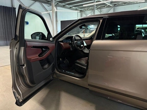 Внедорожник Land Rover Range Rover Evoque 2024 года, 5990000 рублей, Павловская Слобода