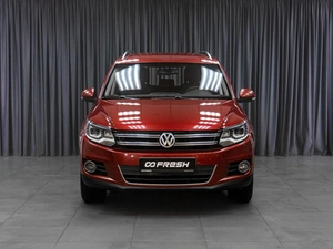 Внедорожник Volkswagen Tiguan 2012 года, 1199000 рублей, Тюмень