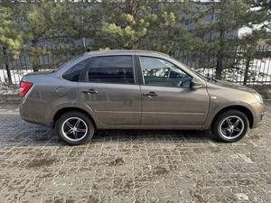 Седан ВАЗ (LADA) Granta 2018 года, 670000 рублей, Красноярск