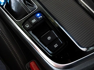 Седан Hyundai Sonata 2018 года, 1825000 рублей, Краснодар