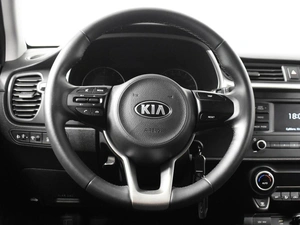 Седан Kia Rio 2021 года, 1776900 рублей, Казань