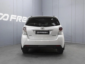 Минивэн Toyota Verso 2013 года, 1210000 рублей, Омск
