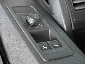 Volkswagen Caravelle, T6 (2015—н. в.) 2.0 TDI MT (150 л.с.) 2016г. 2016 года, 2799000 рублей, Аксай
