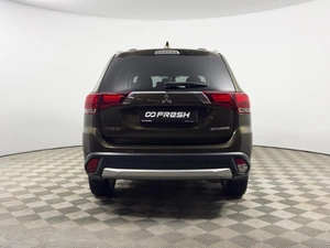 Внедорожник Mitsubishi Outlander 2018 года, 1927200 рублей, Казань