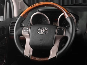 Внедорожник Toyota Land Cruiser Prado 2011 года, 2449000 рублей, Тюмень