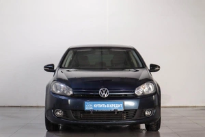 Хетчбэк Volkswagen Golf 2012 года, 839000 рублей, Челябинск
