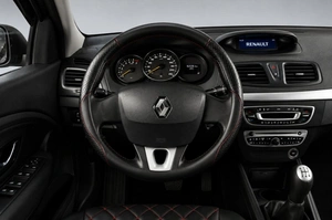 Седан Renault Fluence 2012 года, 619000 рублей, Челябинск