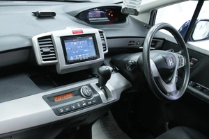 Минивэн Honda Freed 2011 года, 998000 рублей, Солонцы