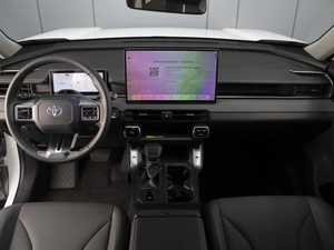 Внедорожник Toyota RAV4 2026 года, 4050000 рублей, Омск