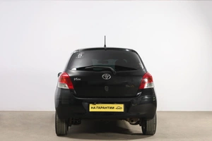 Хетчбэк Toyota Vitz 2008 года, 699000 рублей, Новосибирск