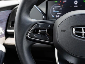 Внедорожник Geely Monjaro 2024 года, 3390000 рублей, Краснодар