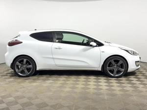 Хетчбэк Kia Ceed 2013 года, 728100 рублей, Казань