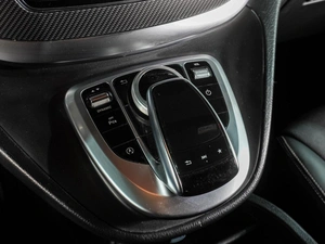 Минивэн Mercedes-benz V-класс 2019 года, 6375000 рублей, Воронеж