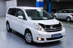 Минивэн Toyota Isis 2008 года, 998000 рублей, Солонцы