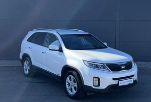 Внедорожник Kia Sorento 2015 года, 1920000 рублей, Солонцы
