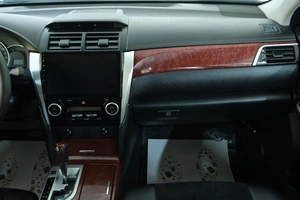 Седан Toyota Camry 2013 года, 1519000 рублей, Омск