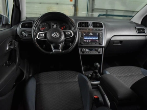 Седан Volkswagen Polo 2019 года, 1329000 рублей, Воронеж