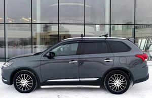 Внедорожник Mitsubishi Outlander 2019 года, 2650000 рублей, Красноярск