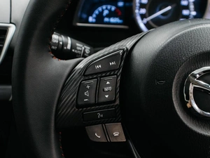 Хетчбэк Mazda Axela 2015 года, 1189000 рублей, Красноярск