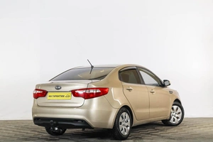 Седан Kia Rio 2013 года, 669000 рублей, Тюмень