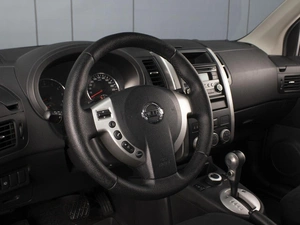 Внедорожник Nissan X-Trail 2013 года, 1390000 рублей, Омск