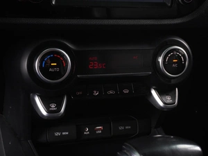 Седан Kia Rio 2017 года, 1398000 рублей, Минеральные Воды