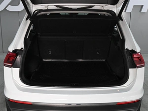 Внедорожник Volkswagen Tiguan 2017 года, 2790000 рублей, Аксай