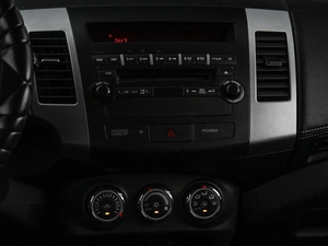 Внедорожник Mitsubishi Outlander 2010 года, 1094000 рублей, Кирилловка