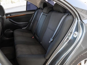 Седан Toyota Avensis 2006 года, 650000 рублей, Волгоград