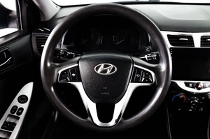 Седан Hyundai Solaris 2012 года, 789000 рублей, Пермь