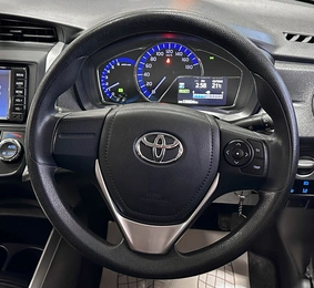 Универсал Toyota Corolla Fielder 2017 года, 1320000 рублей, Красноярск