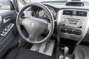 Универсал Suzuki Liana 2005 года, 519000 рублей, Барнаул