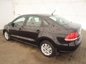 Седан Volkswagen Polo 2013 года, 1050000 рублей, Орёл