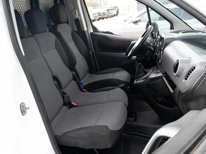 Фургон Peugeot Partner 2017 года, 930000 рублей, Краснодар