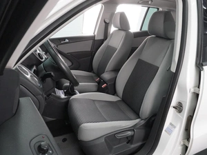 Внедорожник Volkswagen Tiguan 2010 года, 999000 рублей, Воронеж