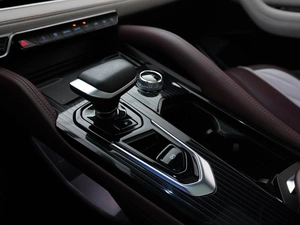 Внедорожник Geely Monjaro 2024 года, 3150055 рублей, Москва