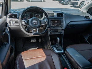 Седан Volkswagen Polo 2018 года, 1650000 рублей, Краснодар