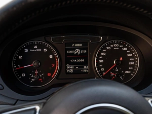 Внедорожник Audi Q3 2015 года, 1690000 рублей, Краснодар