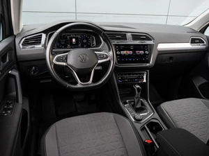 Внедорожник Volkswagen Tiguan 2021 года, 3300000 рублей, Краснодар