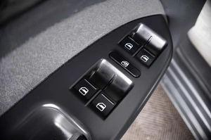 Минивэн Volkswagen Touran 2010 года, 879000 рублей, Пермь