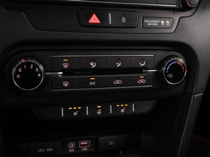 Хетчбэк Kia Ceed 2018 года, 1434000 рублей, Воронеж