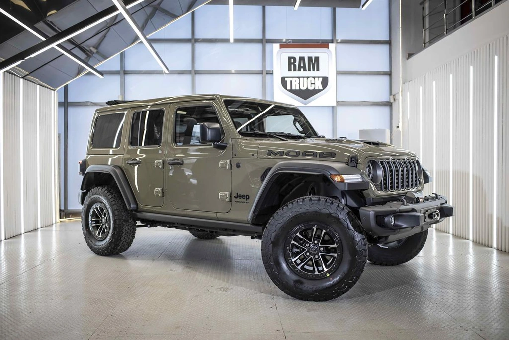 Внедорожник Jeep Wrangler 2026 года, 17656290 рублей, Москва