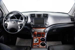 Внедорожник Toyota Highlander 2011 года, 1999000 рублей, Пермь