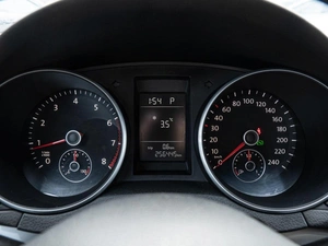 Хетчбэк Volkswagen Golf 2011 года, 729000 рублей, Волгоград