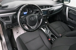 Седан Toyota Corolla 2013 года, 1349000 рублей, Красноярск