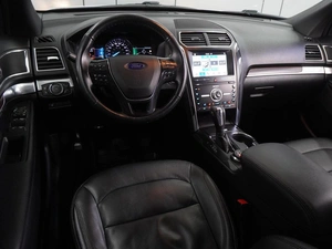 Внедорожник Ford Explorer 2018 года, 3199000 рублей, Воронеж