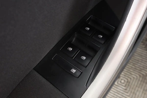 Хетчбэк Opel Astra 2011 года, 689000 рублей, Пермь